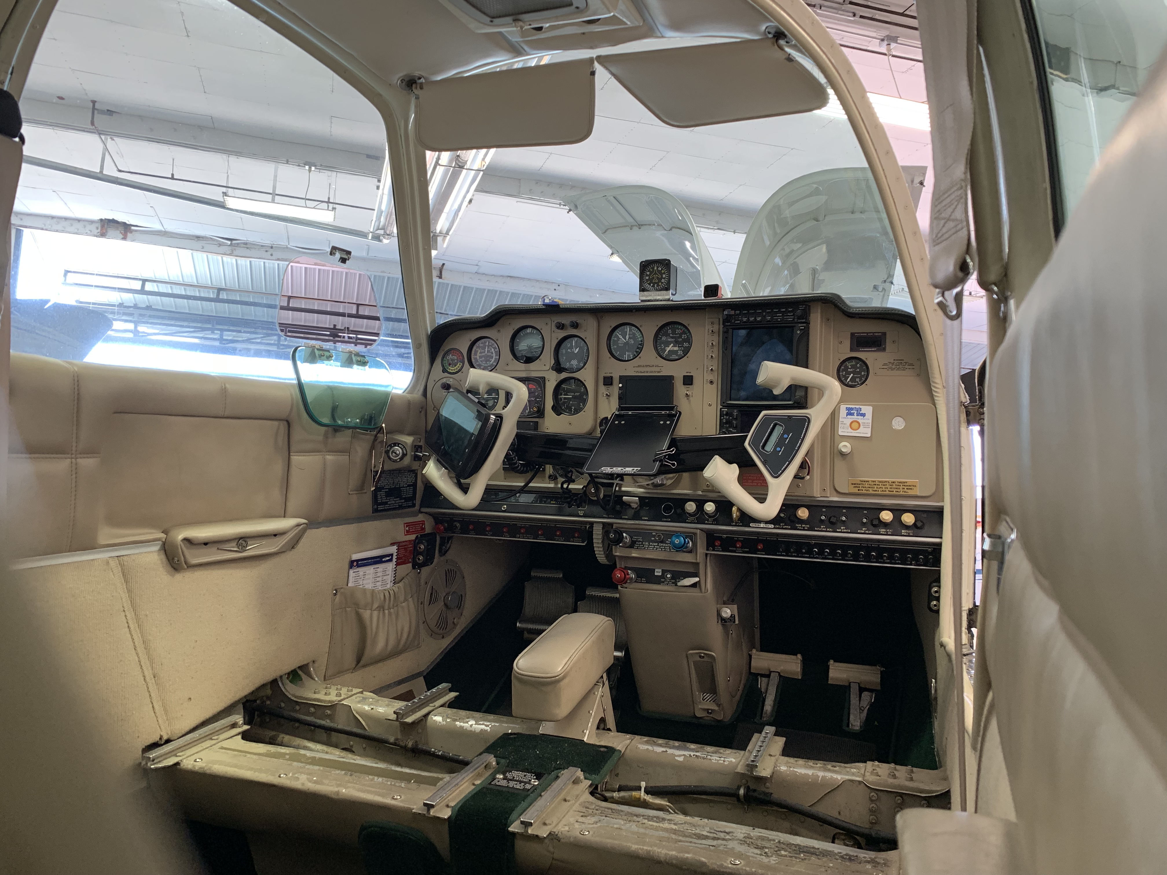 03_cockpit